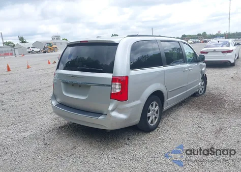 2012 Chrysler Town & Country Touring from USA, damaged, VIN 2C4RC1BG3CR188358
